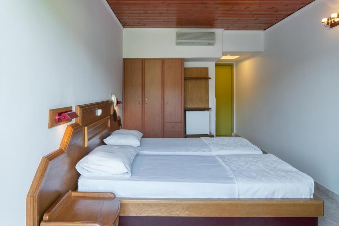 Binji Hotel Epidaurus Exterior photo
