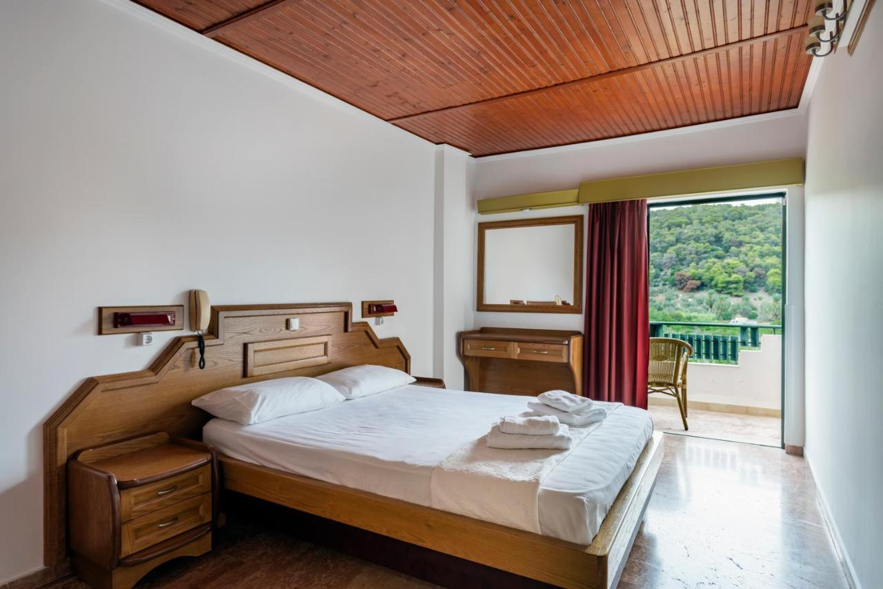 Binji Hotel Epidaurus Exterior photo